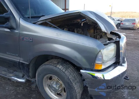 2003 Ford F-250 Lariat/Xl/Xlt z USA, uszkodzony, nr VIN 1FTNW20F23EA76220